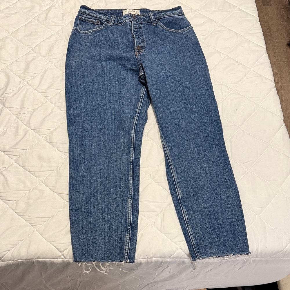 Abercrombie Curve Love Mom High Rise Jeans